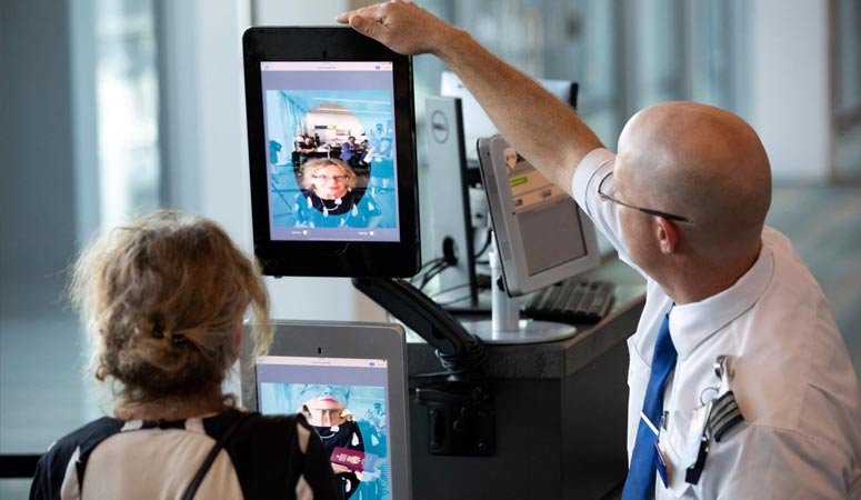 Yapay zekâ gelişimini son sürat sürdürüyor! Şimdide havalimanlarında pasaport kontrolü dönemi başlıyor!
