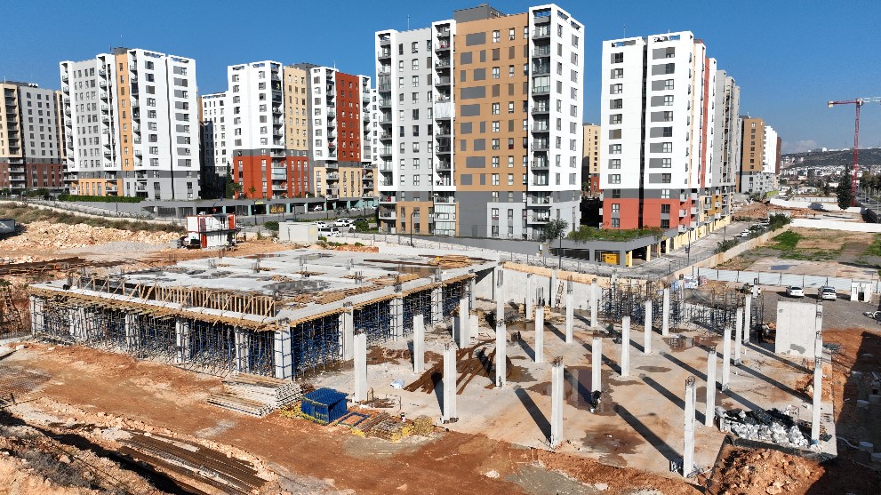 Kepez-Santral Mahallesi Kapalı Pazar Yeri inşaatı hızla yükseliyor